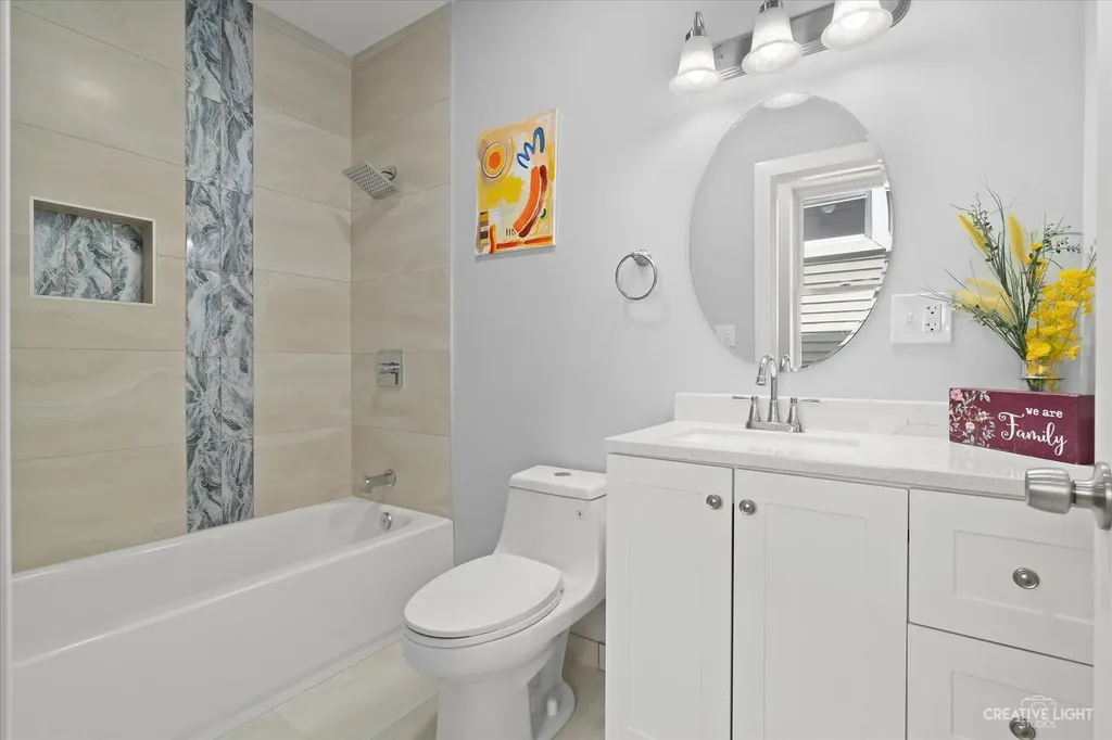 1120 West 19th Place Chicago IL 60608