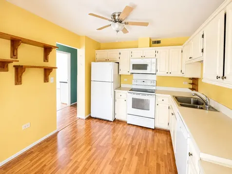 125 Acacia Circle Indian Head Park IL 60525