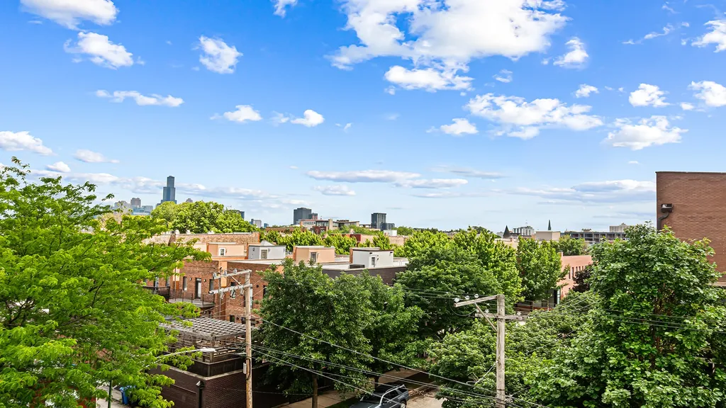 650 North Wood Street Chicago IL 60622