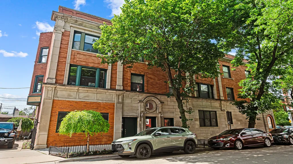 650 North Wood Street Chicago IL 60622