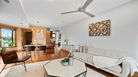 650 North Wood Street Chicago IL 60622