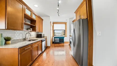 650 North Wood Street Chicago IL 60622