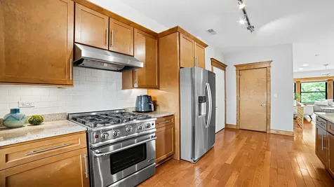 650 North Wood Street Chicago IL 60622