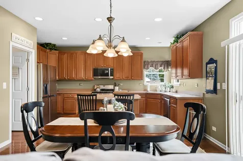 442 Winterberry Drive Yorkville IL 60560