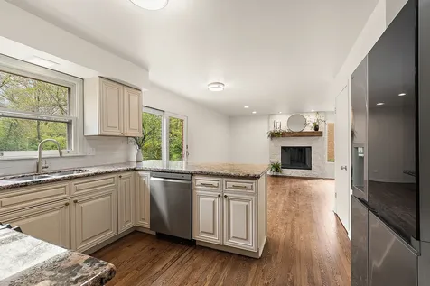 2209 Collett Lane Flossmoor IL 60422