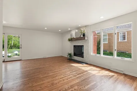 2209 Collett Lane Flossmoor IL 60422