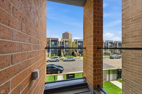 4130 South Calumet Avenue Chicago IL 60653