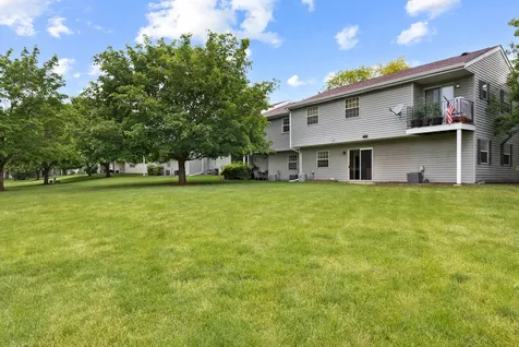 557 East Shag Bark Lane Streamwood IL 60107