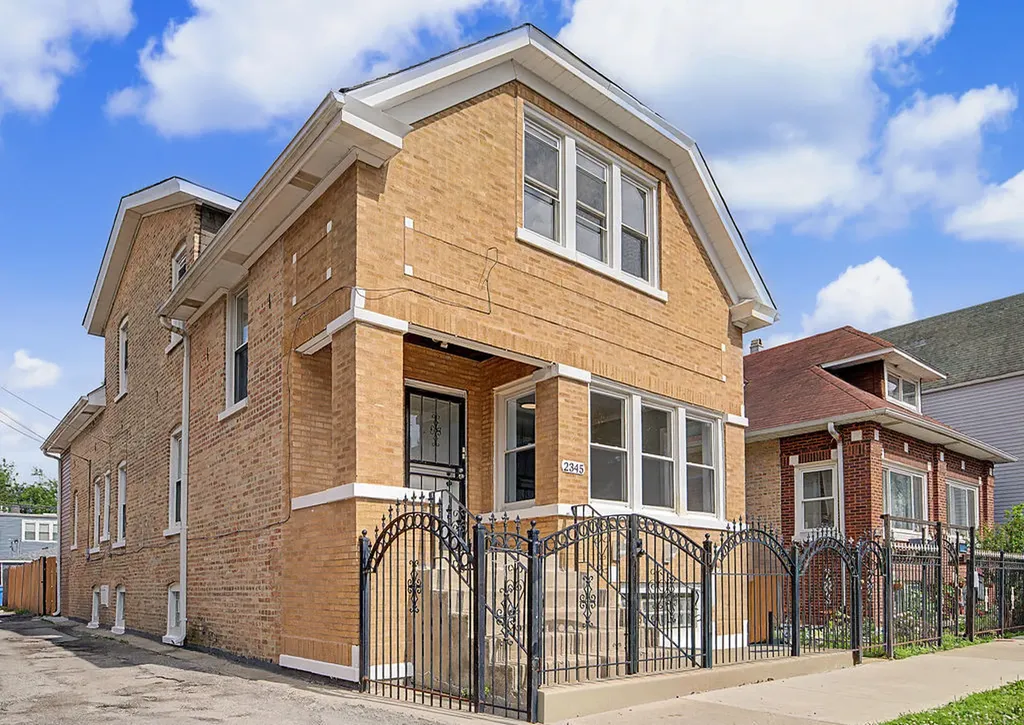 2345 North Lockwood Avenue Chicago IL 60639