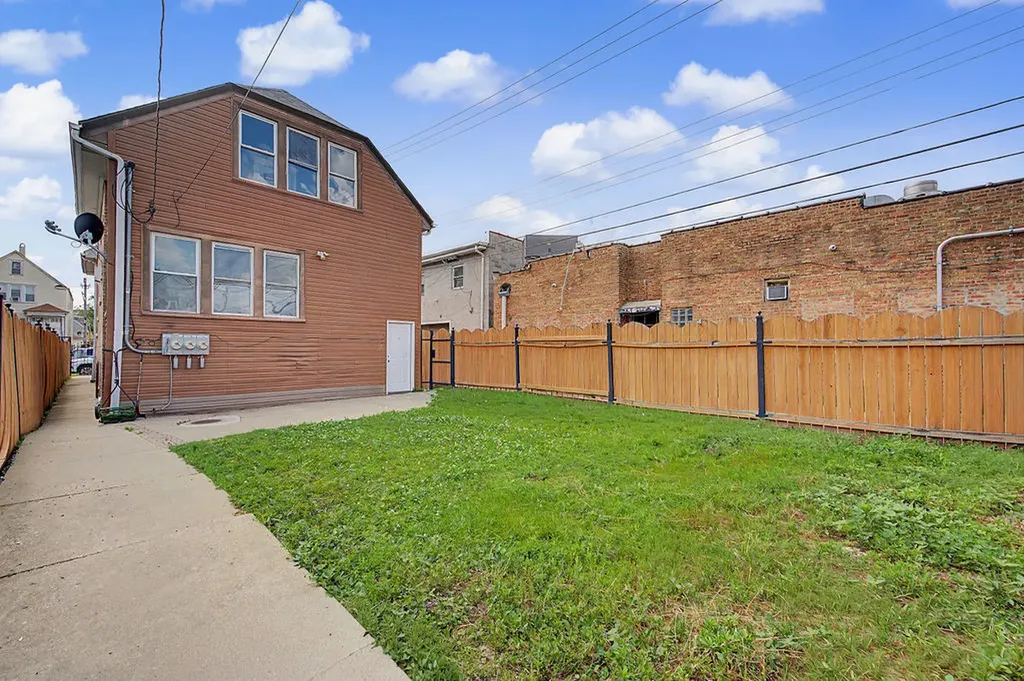 2345 North Lockwood Avenue Chicago IL 60639