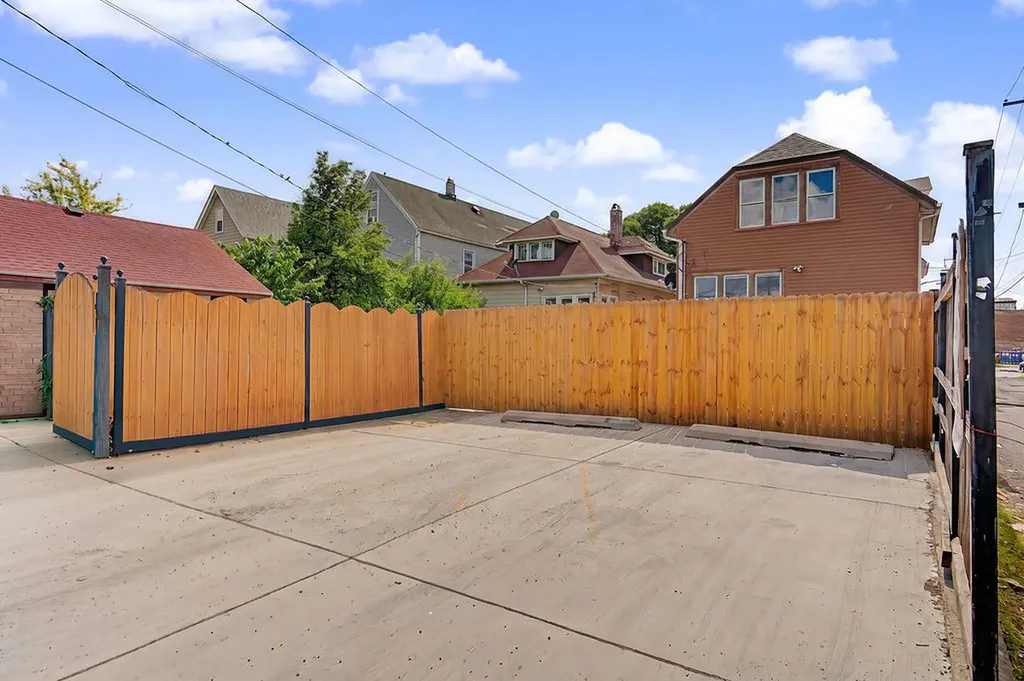 2345 North Lockwood Avenue Chicago IL 60639