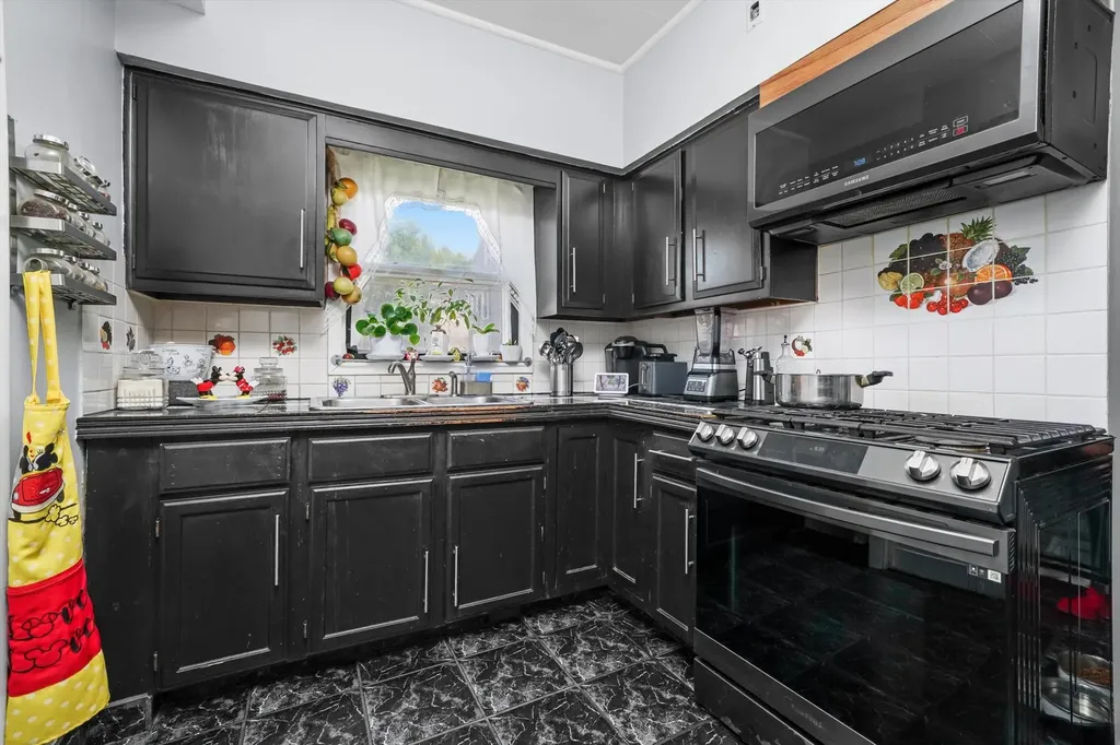 5512 West Wrightwood Avenue Chicago IL 60639