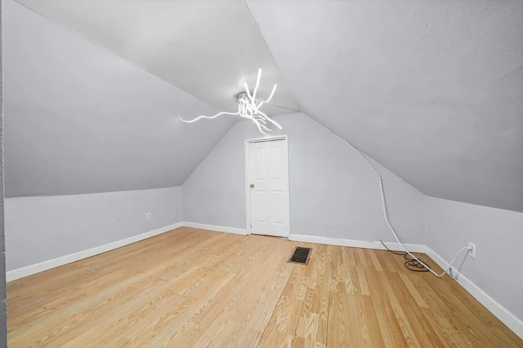 5512 West Wrightwood Avenue Chicago IL 60639