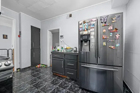 5512 West Wrightwood Avenue Chicago IL 60639