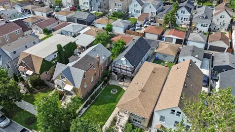 5512 West Wrightwood Avenue Chicago IL 60639