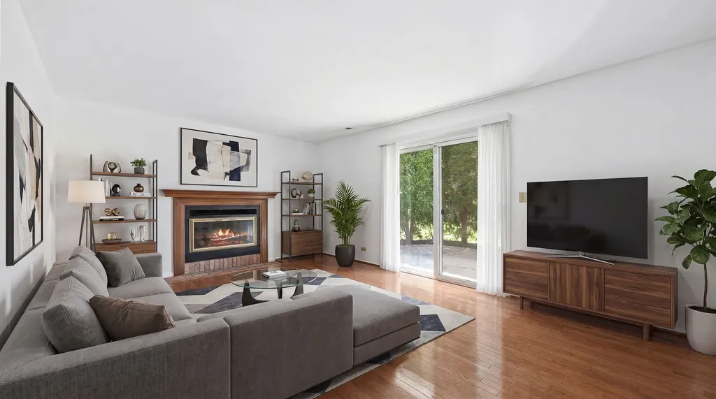 2284 Briarhill Drive Naperville IL 60565