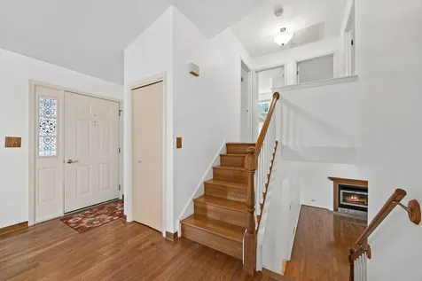 2284 Briarhill Drive Naperville IL 60565