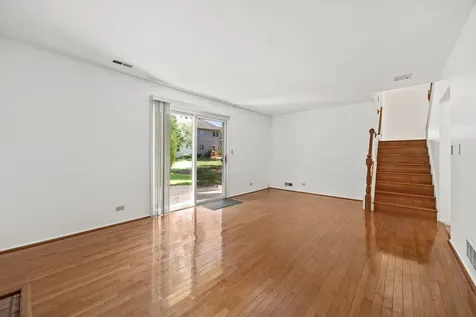 2284 Briarhill Drive Naperville IL 60565