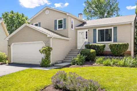 2284 Briarhill Drive Naperville IL 60565