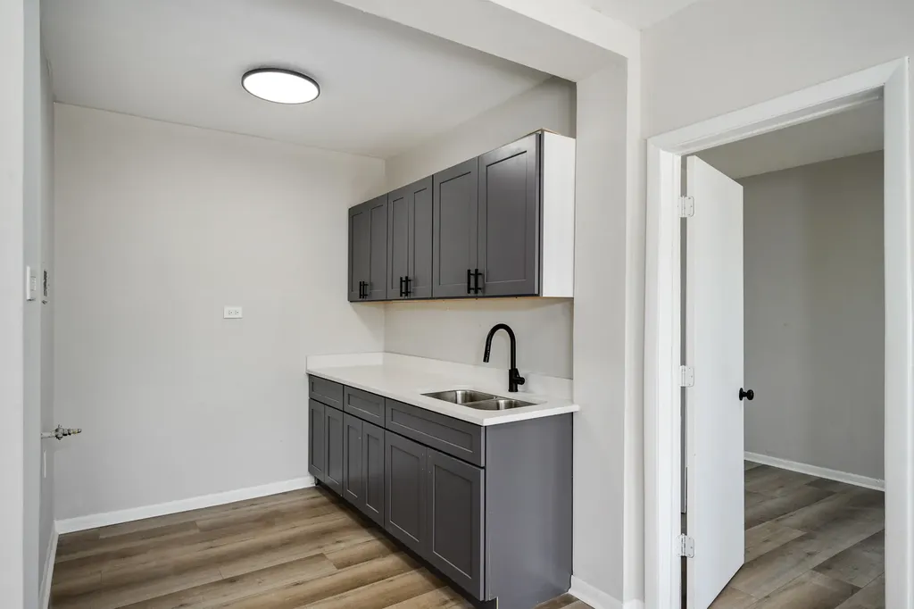 1206-1210 West 83rd Street Chicago IL 60620