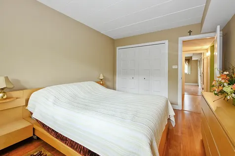8604 West 95th Place Hickory Hills IL 60457