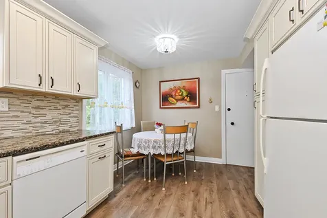 8604 West 95th Place Hickory Hills IL 60457