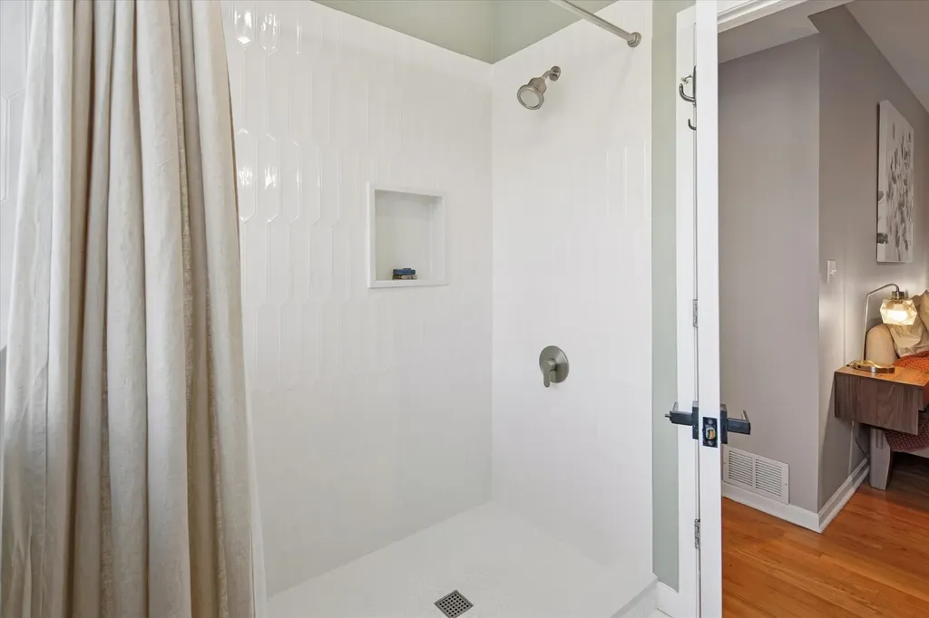 1020 North Mozart Street Chicago IL 60622