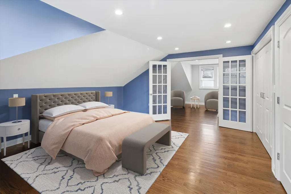 5836 North Manton Avenue Chicago IL 60646