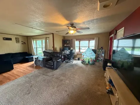 111 Orchard Street Catlin IL 61817