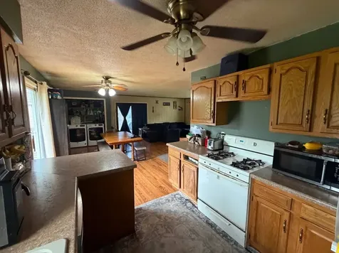 111 Orchard Street Catlin IL 61817