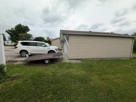 111 Orchard Street Catlin IL 61817