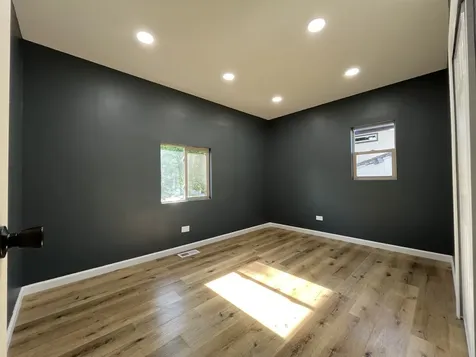 2402 Apache Avenue Sauk Village IL 60411