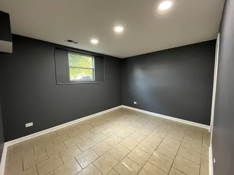 2402 Apache Avenue Sauk Village IL 60411