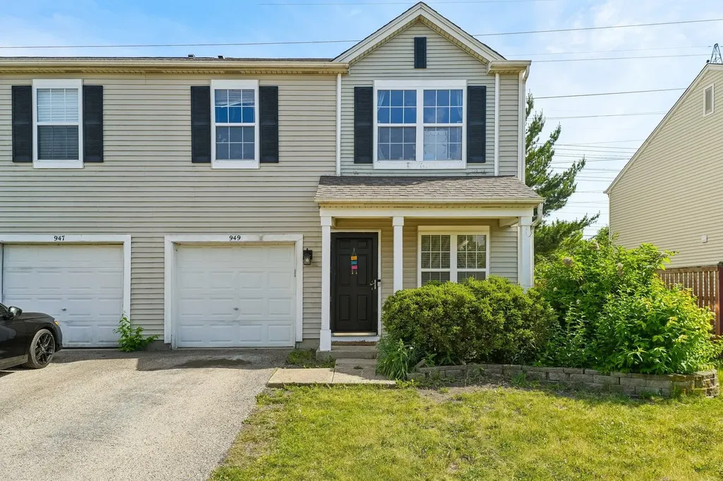 949 East Savannah Drive Romeoville IL 60446