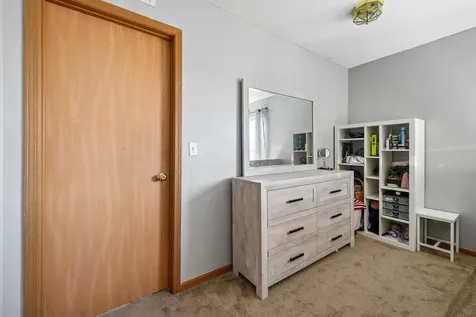 949 East Savannah Drive Romeoville IL 60446