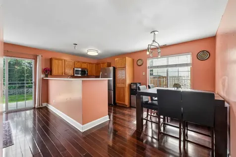 949 East Savannah Drive Romeoville IL 60446