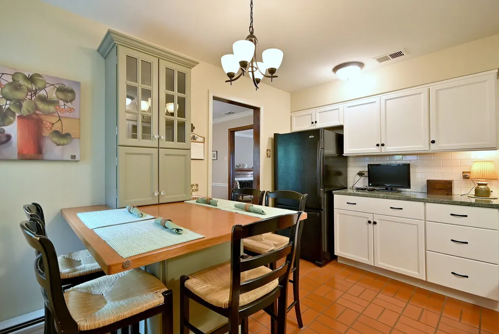 3946 Gilbert Avenue Western Springs IL 60558