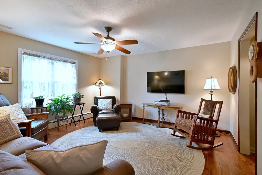 3946 Gilbert Avenue Western Springs IL 60558