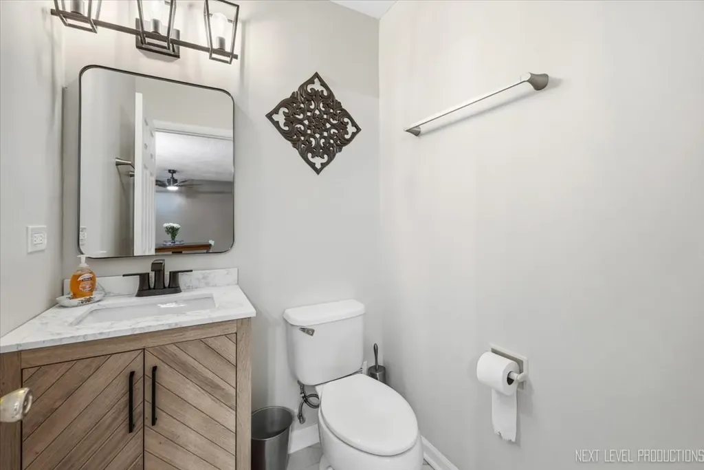 1641 Cove Court Naperville IL 60565