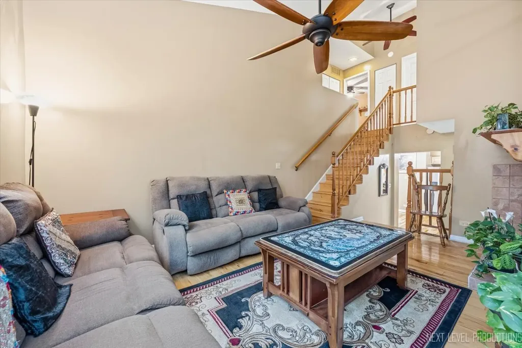 1641 Cove Court Naperville IL 60565