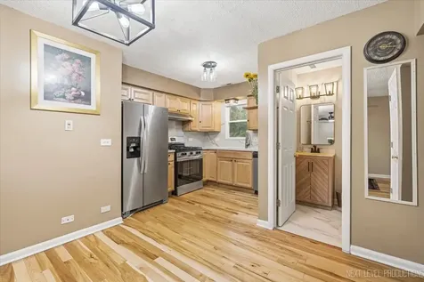 1641 Cove Court Naperville IL 60565