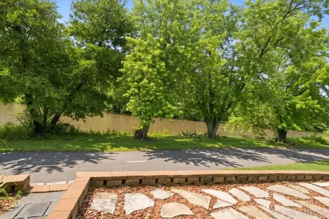 1641 Cove Court Naperville IL 60565