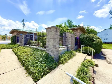 200 South 16th Street Herrin IL 62948