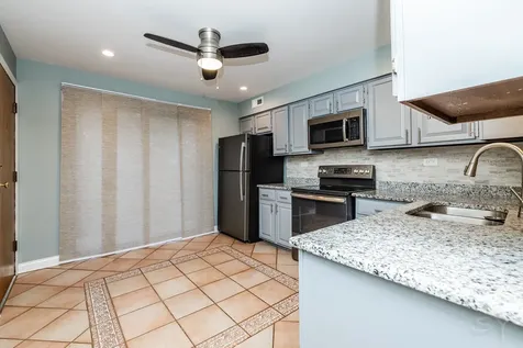 3938 West 104th Street Chicago IL 60655