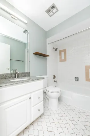 3938 West 104th Street Chicago IL 60655
