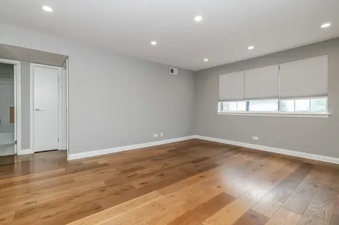 3938 West 104th Street Chicago IL 60655