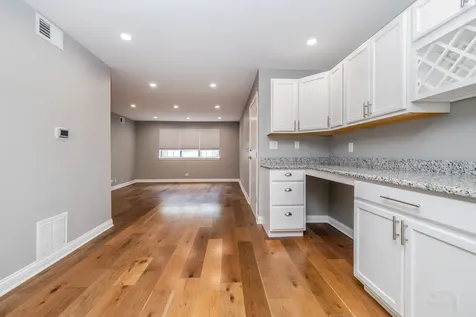 3938 West 104th Street Chicago IL 60655