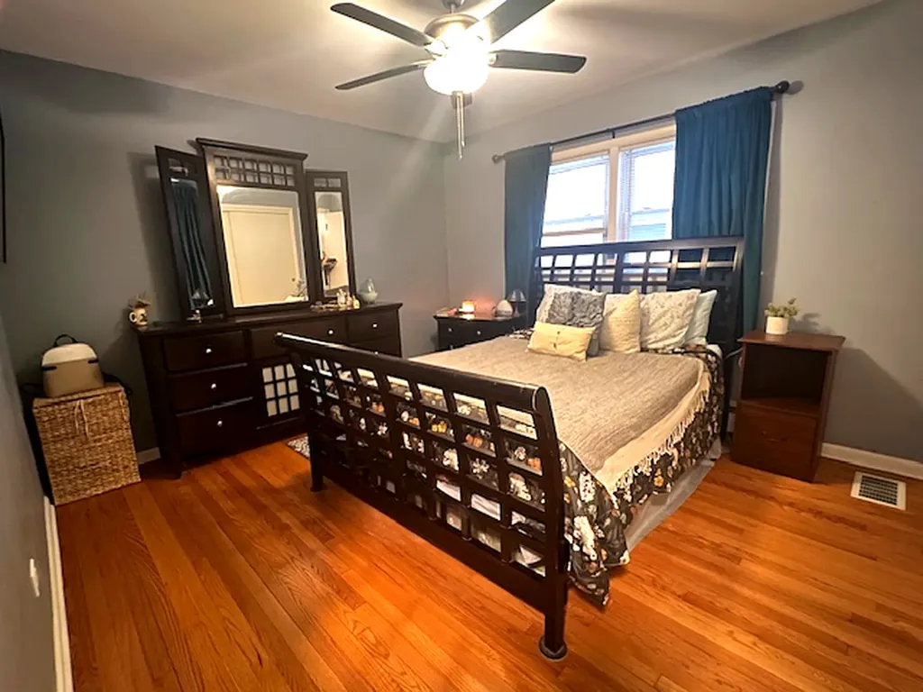 4036 North Austin Avenue Chicago IL 60634