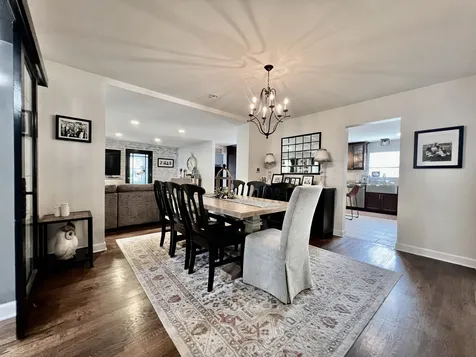 3218 West 97th Street Evergreen Park IL 60805