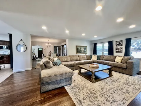 3218 West 97th Street Evergreen Park IL 60805